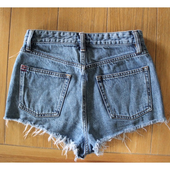 BDG Urban Outfitters Frayed Hem Cheeky Super High Rise Jean Shorts 27 4 - Picture 8 of 9